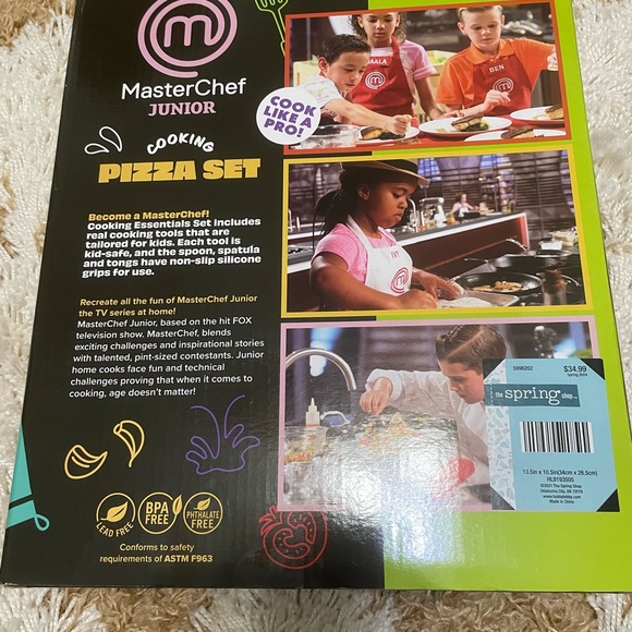 MasterChef Junior Cooking Pizza Set - Picture 2 of 3